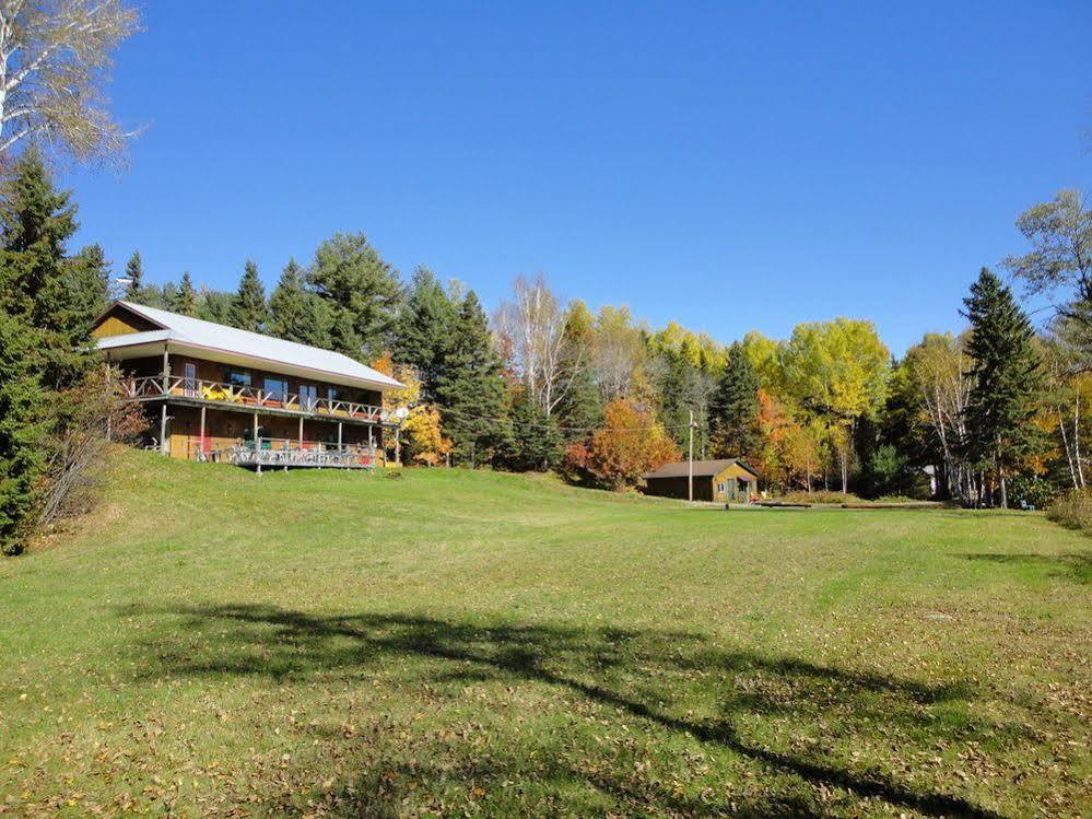 Pond'S Resort Blackville Exterior photo